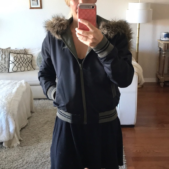 Fur trim hood reversible stussy bomber jacket - Picture 5 of 7